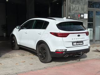 Kia Sportage 1.6 MHEV Black Edition 100kW (136CV) 4x2