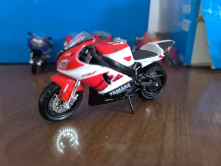 Lote de 7 Motos Deportivas