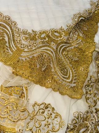 Manton y delantal fallera/alicantina oro