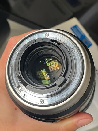 Tamron SP 90mm f/2.8 Di Macro 1:1 VC USD