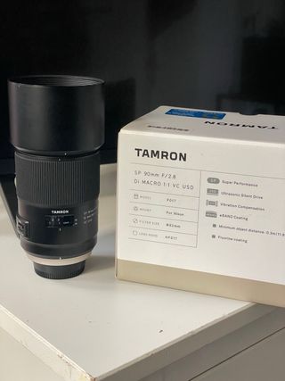 Tamron SP 90mm f/2.8 Di Macro 1:1 VC USD