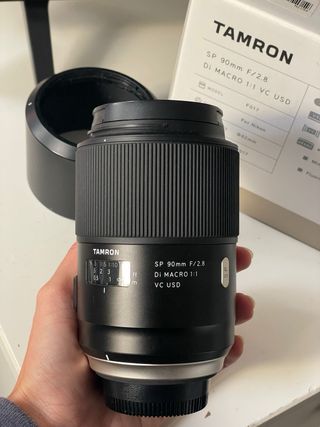 Tamron SP 90mm f/2.8 Di Macro 1:1 VC USD