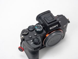 Cámara Mirrorless Sony A7rIV