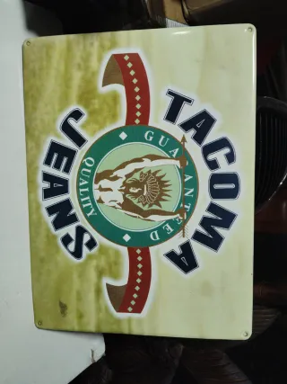 Cartel Tacoma Jeans nuevo