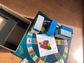 Trivial Pursuit Juego Completo Edición Jóvenes