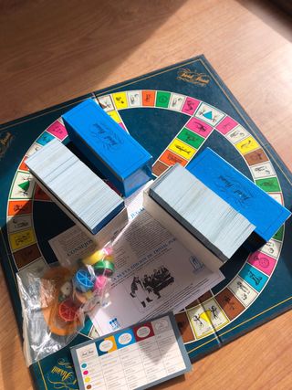 Trivial Pursuit Juego Completo Edición Jóvenes