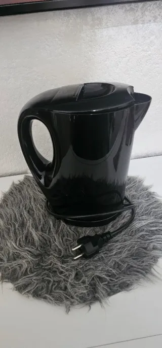 Hervidor de agua Tristar negro