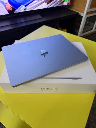 MacBook Air 13” M4 16GB RAM 512GB Azul Cielo