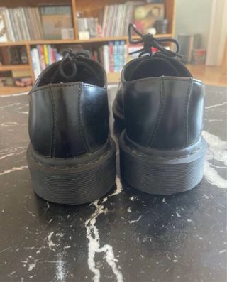 Dr. Martens Zapatos Negros Talla 38