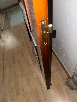 Puertas madera maciza, premarcos y marcos completo