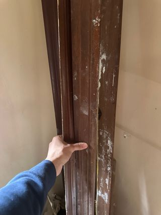 Puertas madera maciza, premarcos y marcos completo