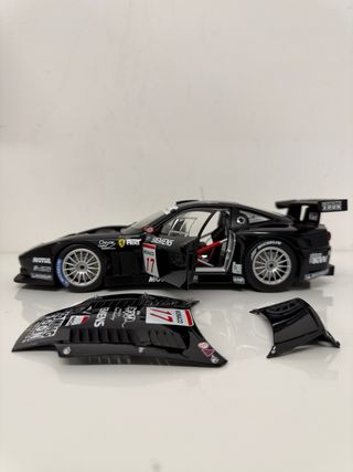 Ferrari 575 GTC 1:18 Kyosho
