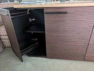 Aparador buffet bar madera y metal