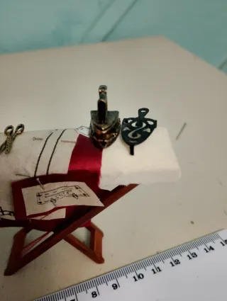 Casa de muñecas: Maniquí y plancha