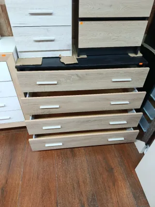 Cómoda 4 cajones cambrai y negro