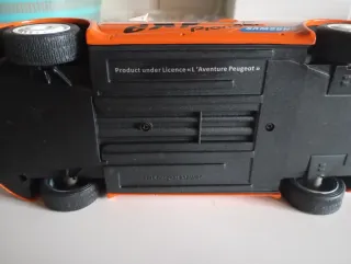 Réplica Peugeot 307 WRC Solberg 1/18