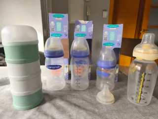 Biberones Lansinoh NaturalWave y Medela Calma