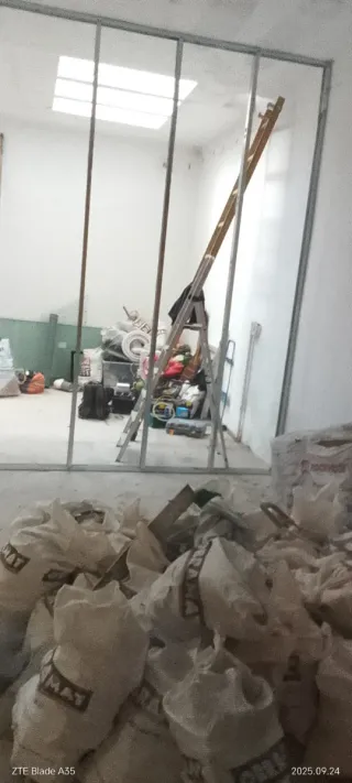 Servicios de electricidad y fontanería