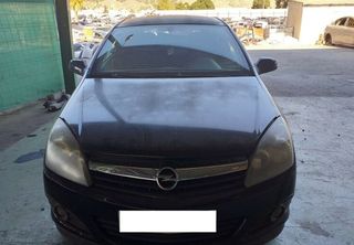 Paragolpes trasero opel astra gtc cosmo 303233