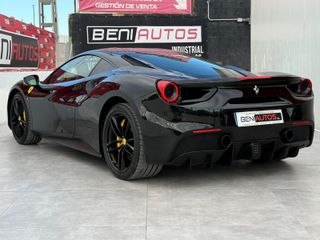 FERRARI 488 GTB DCT