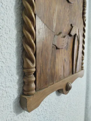 Cuadro tallado madera 76x40.5x3