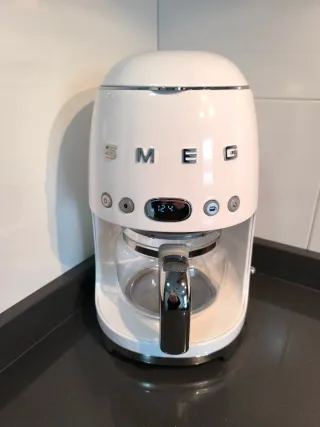 Cafetera Goteo Smeg Blanca