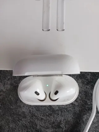 Airpods Apple 2° generación