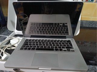 MacBook Pro 13 2011 Intel Core i7 8GB RAM