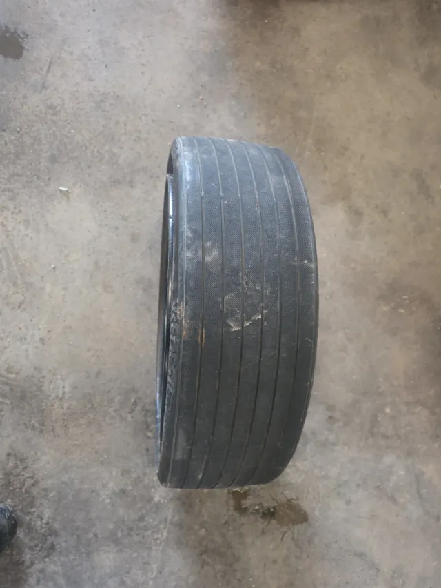 Rueda de repuesto VW Touareg 2004