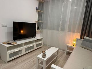 Edificio en venta en La Carihuela en Torremolinos