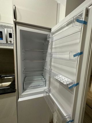 Edificio en venta en La Carihuela en Torremolinos