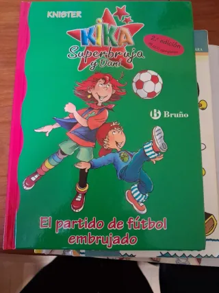 El partido de fútbol embrujado (Kika Super bruj...