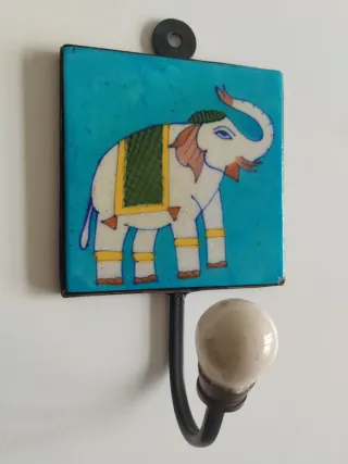 2 Perchas Indias Cerámica Metal Elefantes