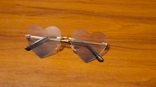 Gafas de sol corazón doradas