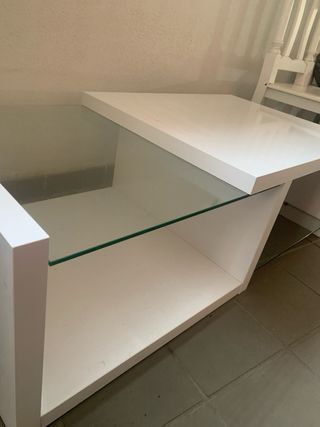 Mesa de salón diseño madera blanca