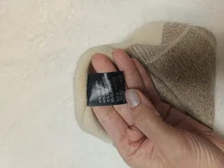 Cappello in Cachemire Beige glitterato