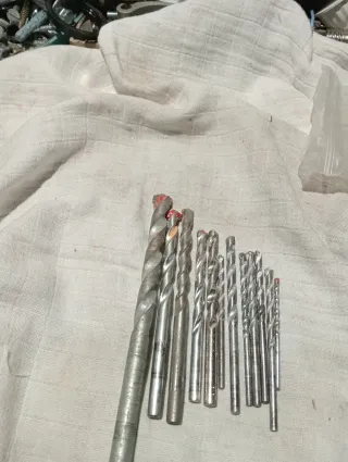 12 BROCAS PARA VIDRIA