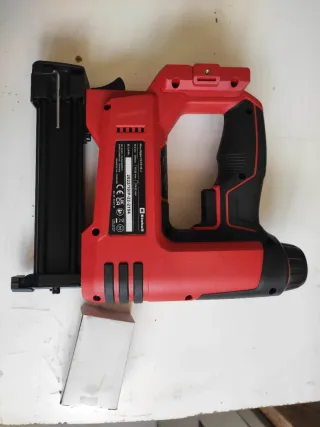 Pistola Clavos Einhell