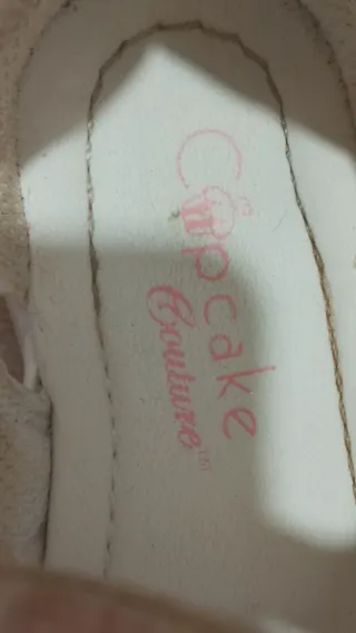 Sandalias niña rosas con flores