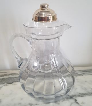 Jarra enfriadora con depósito para hielo. Alemania