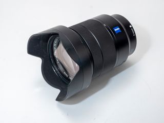 Sony FE 24-70mm f/4 Carl Zeiss Objetivo Zoom