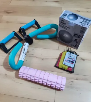 Material deportivo: rodillo, pelota y bandas