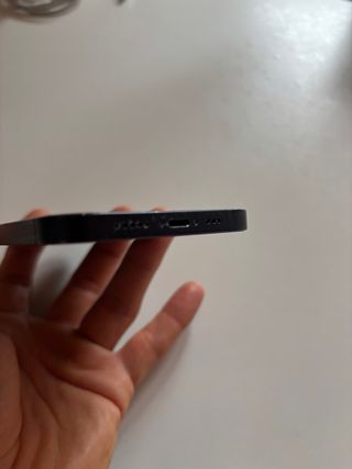 iPhone 12 Buen Estado