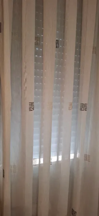 Cortinas 1.50 x 2.38cm confeccionadas a mano.