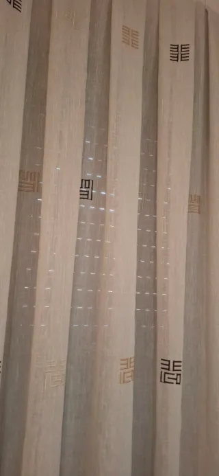 Cortinas 1.50 x 2.38cm confeccionadas a mano.