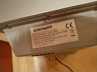 Vinoteca Eurowave Plata/Blanco