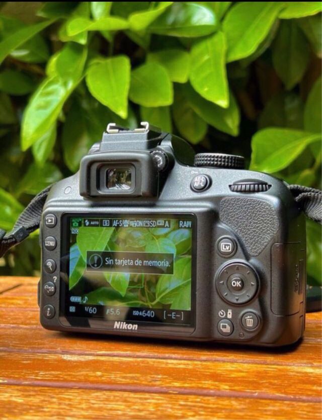 !!OFFERTA!! Nikon D3300 Pro + Nikon 18-55mm