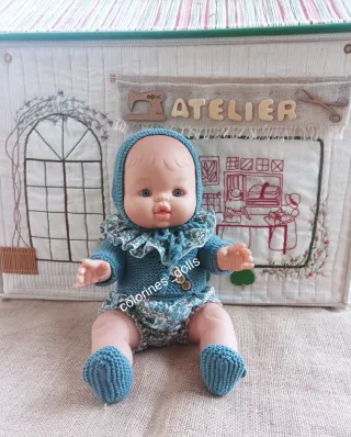 Ropa para muñecos hecha a mano