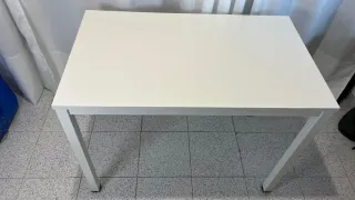 Mesa comedor/escritorio blanca 100x60x75 de alto.