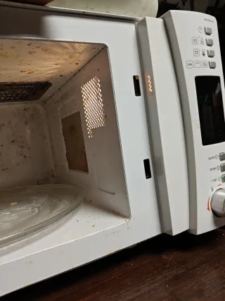 Microondas Candy Blanco